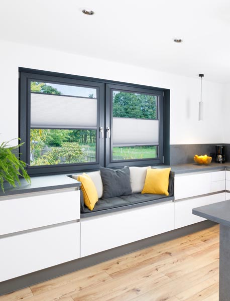 erfal-easy-frame-mit-duette-waben-plissee