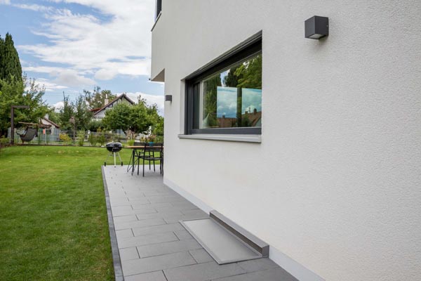 erfal-insektenschutz-lichtschachtabdeckung-resi