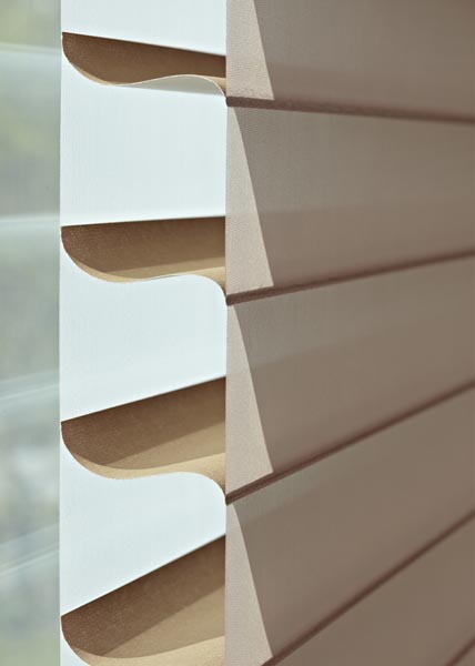 germania-luxaflex-silhouette-stoff-abdunkelnd