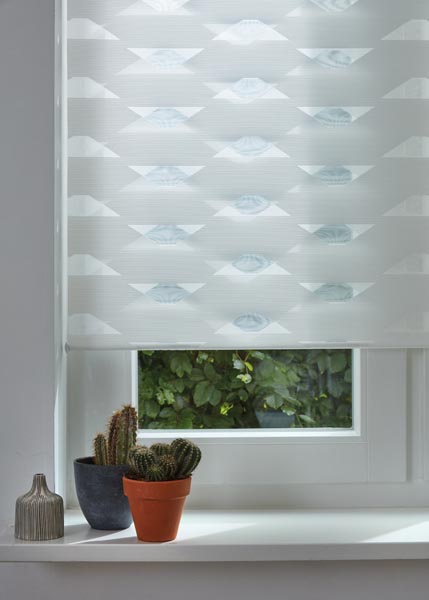 germania-luxaflex-twist-doppelrollo-muster-trapez-weiss