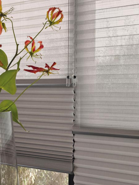 germania-luxaflex-wabenplissee-duette-freihaengend-schnurzug