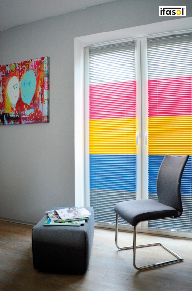 ifasol-free-line-jalousie-verspannt-25mm-farbwechsel