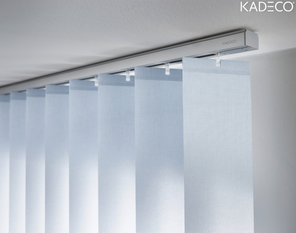 kadeco-lamellenvorhang-gerade-medi-tex-pure